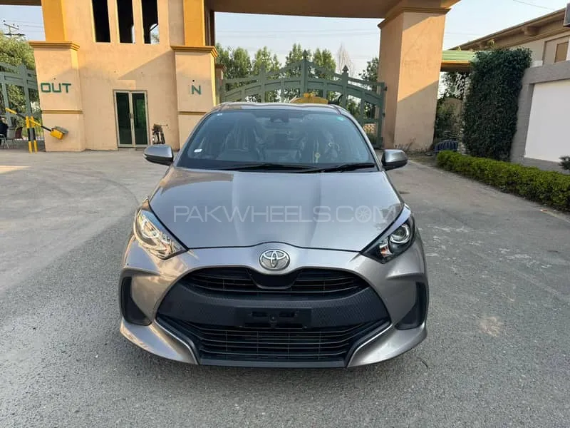ٹویوٹا یارس ہیچ بیک 2022 for Sale in فیصل آباد Image-1
