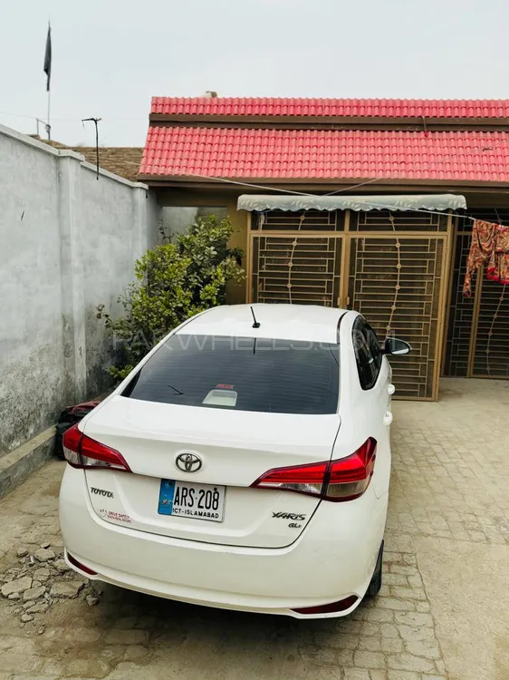 Toyota Yaris Sedan 2020 for Sale in Multan Toyota Yaris Sedan 2020 for Sale in Multan Image-5