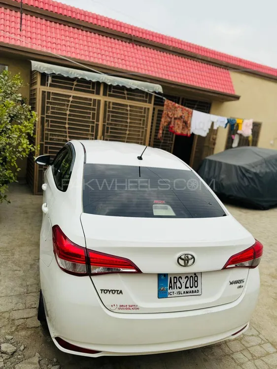 Toyota Yaris Sedan 2020 for Sale in Multan Toyota Yaris Sedan 2020 for Sale in Multan Image-9