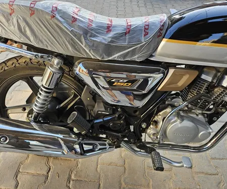 Honda CB 150F 2025