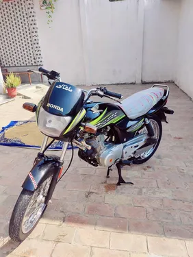 Honda CG 125 Deluxe 2017