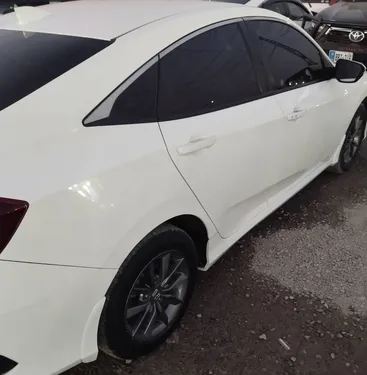 Honda Civic Oriel 1.8 i-VTEC CVT 2022