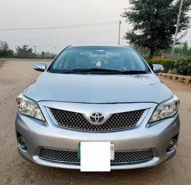 Toyota Corolla Altis Cruisetronic 1.8 2010