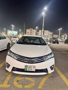 Toyota Corolla Altis Automatic 1.6 2016