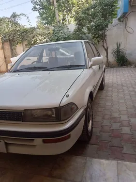 Toyota Corolla DX 1988