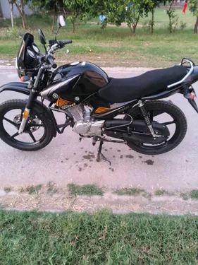 Yamaha YBR 125G 2024