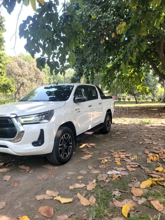 Toyota Hilux 2021 for Sale in Lahore Toyota Hilux 2021 for Sale in Lahore Image-14