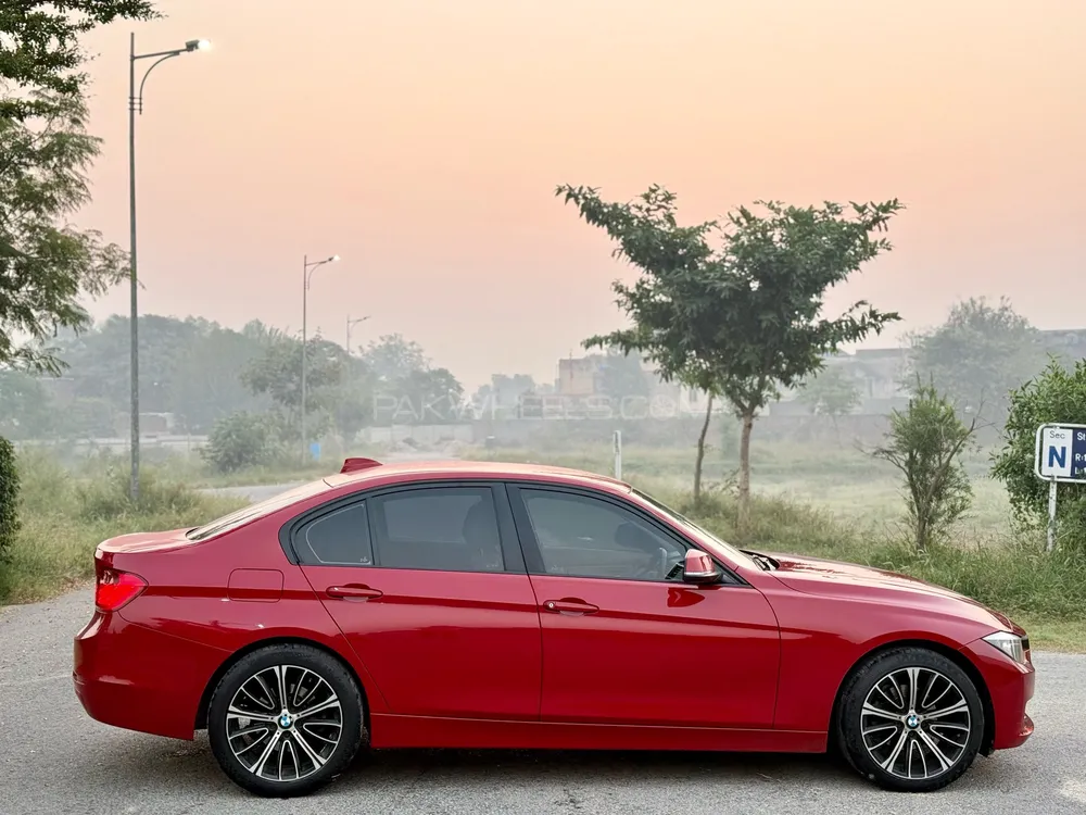 BMW 3 Series 2014 for Sale in Lahore BMW 3 Series 2014 for Sale in Lahore Image-6
