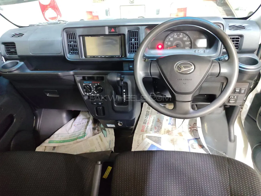 Daihatsu Hijet 2021 for Sale in Karachi Daihatsu Hijet 2021 for Sale in Karachi Image-3