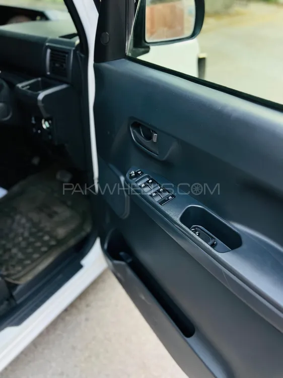 ڈائیہاتسو ویک 2014 for Sale in اسلام آباد ڈائیہاتسو ویک 2014 for Sale in اسلام آباد Image-12