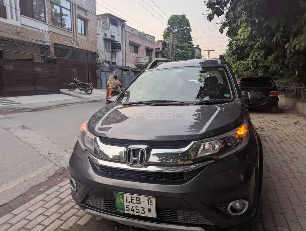 Honda BR-V 2018 for Sale in Lahore Image-1