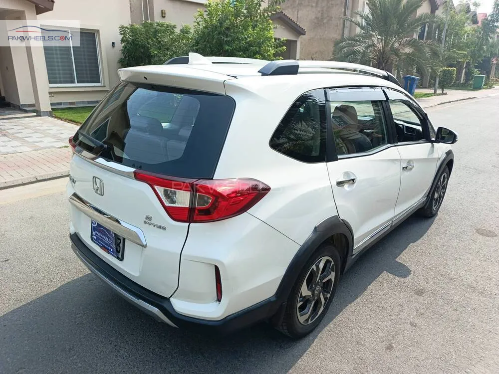 Honda BR-V 2022 for Sale in Lahore Honda BR-V 2022 for Sale in Lahore Image-5