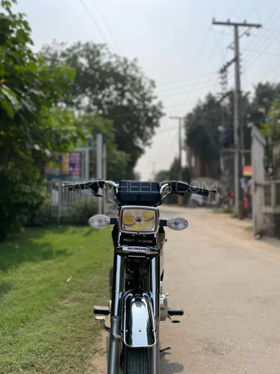 Honda CG 125 Special Edition 2022 for Sale Honda CG 125 Special Edition 2022 for Sale Image-4