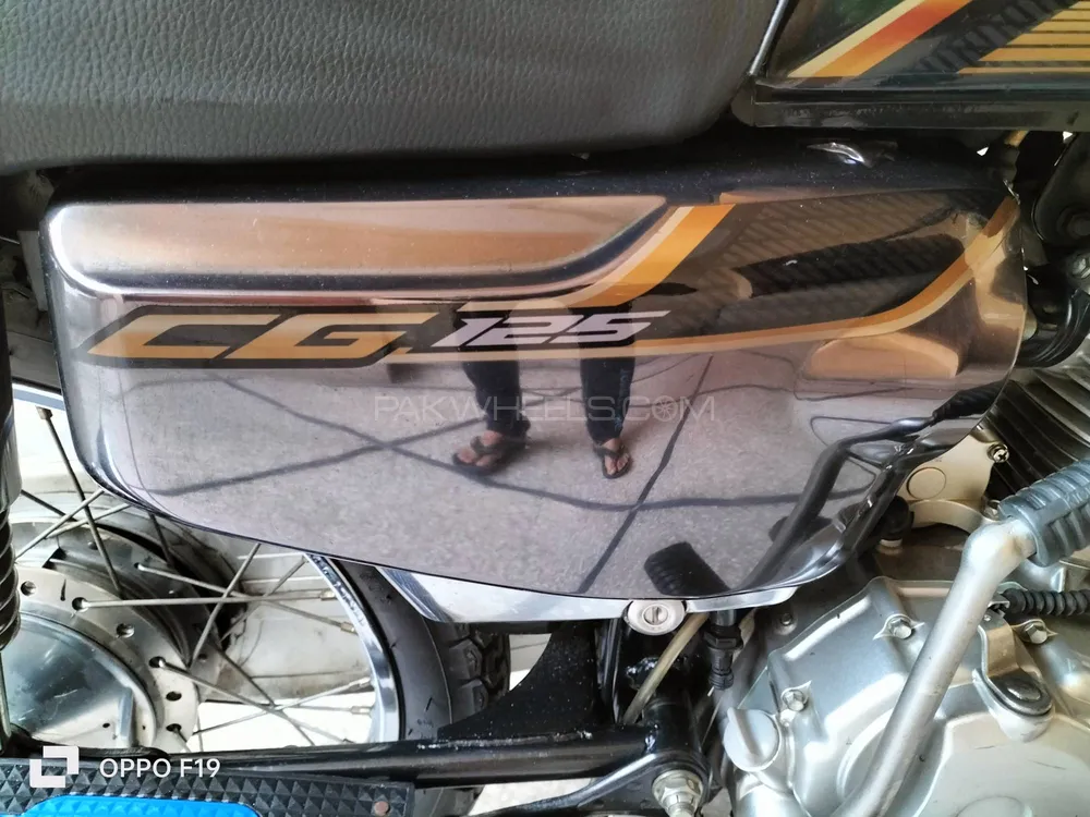 ہونڈا CG 125 Special Edition 2022 for Sale ہونڈا CG 125 Special Edition 2022 for Sale Image-5