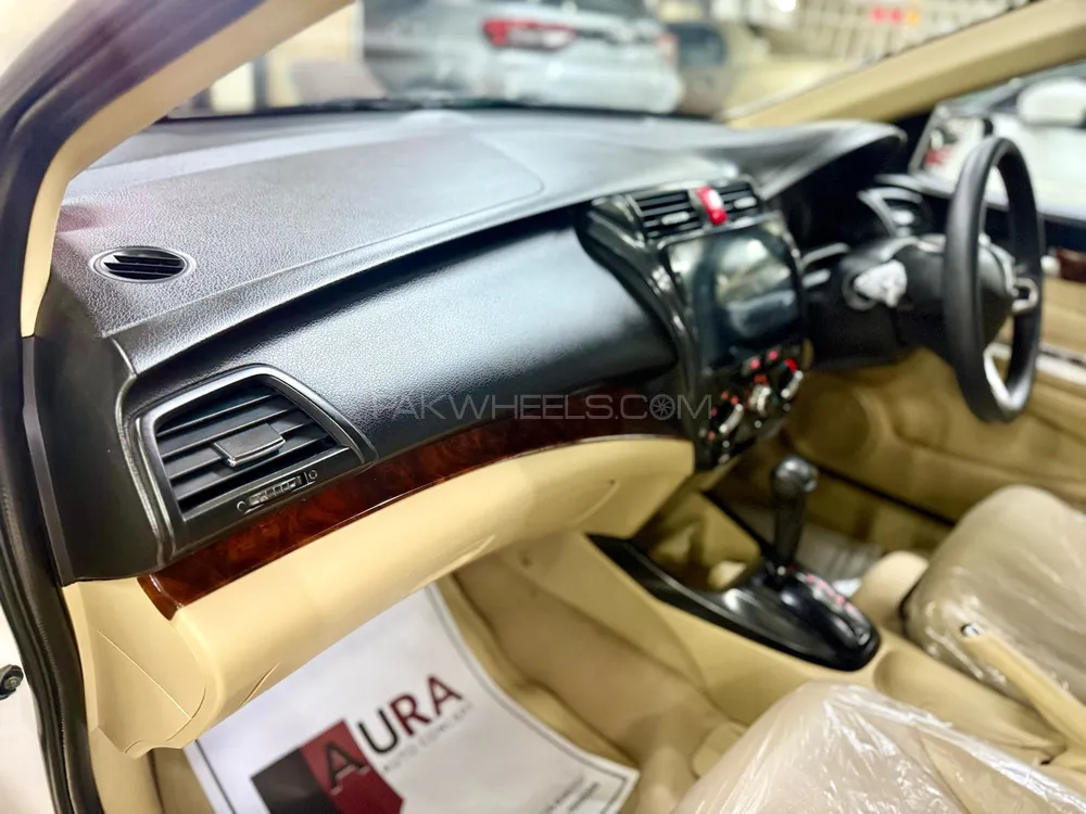Honda City 2020 for Sale in Peshawar Honda City 2020 for Sale in Peshawar Image-11