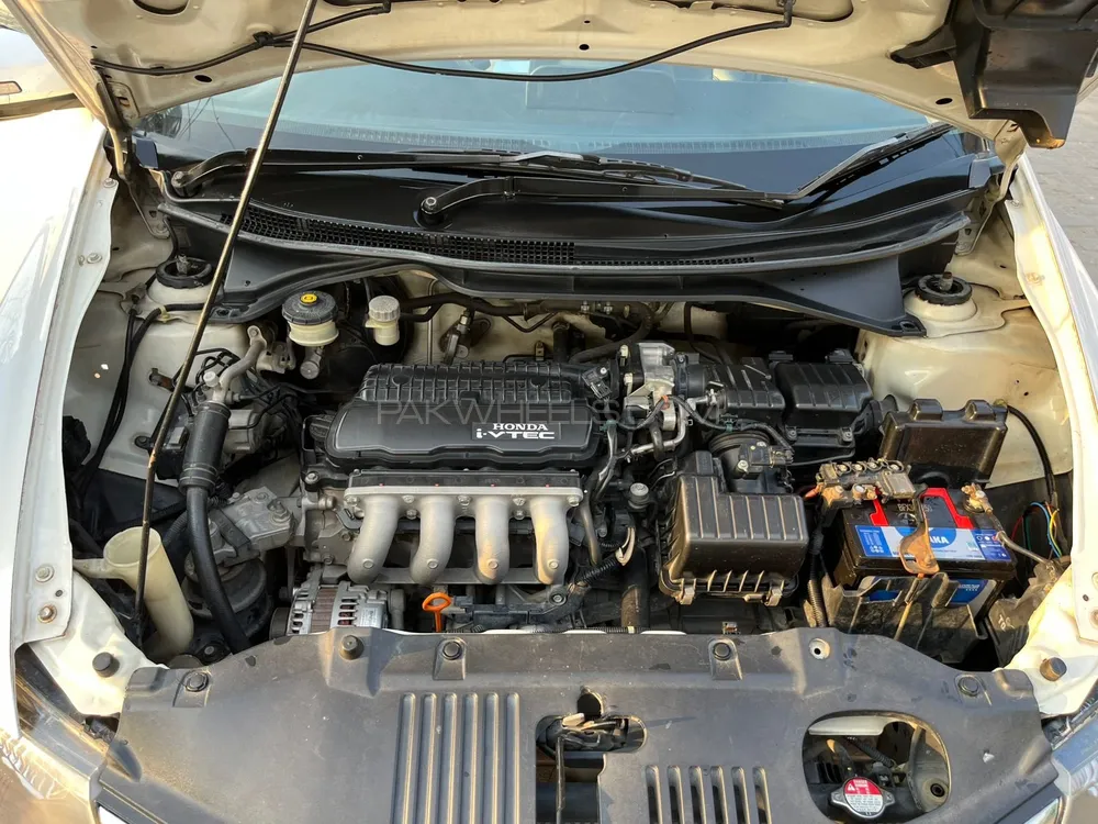 Honda City 2016 for Sale in Lahore Honda City 2016 for Sale in Lahore Image-18
