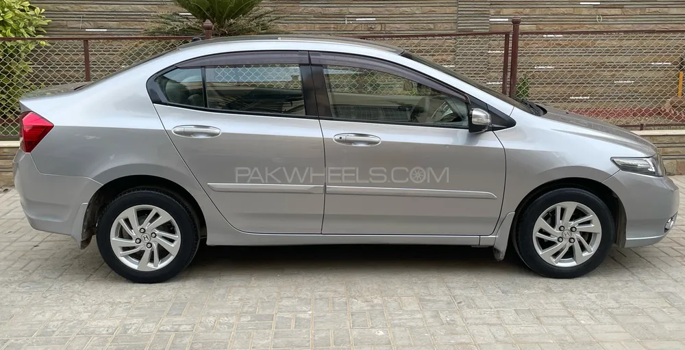 Honda City 2018 for Sale in Karachi Honda City 2018 for Sale in Karachi Image-4