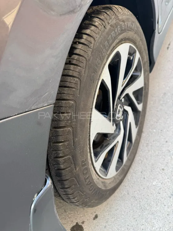 Honda Civic 2019 for Sale in Rawalpindi Honda Civic 2019 for Sale in Rawalpindi Image-4