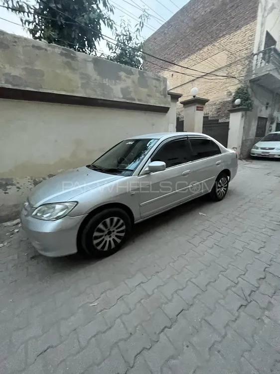 Honda Civic 2004 for Sale in Multan Honda Civic 2004 for Sale in Multan Image-8