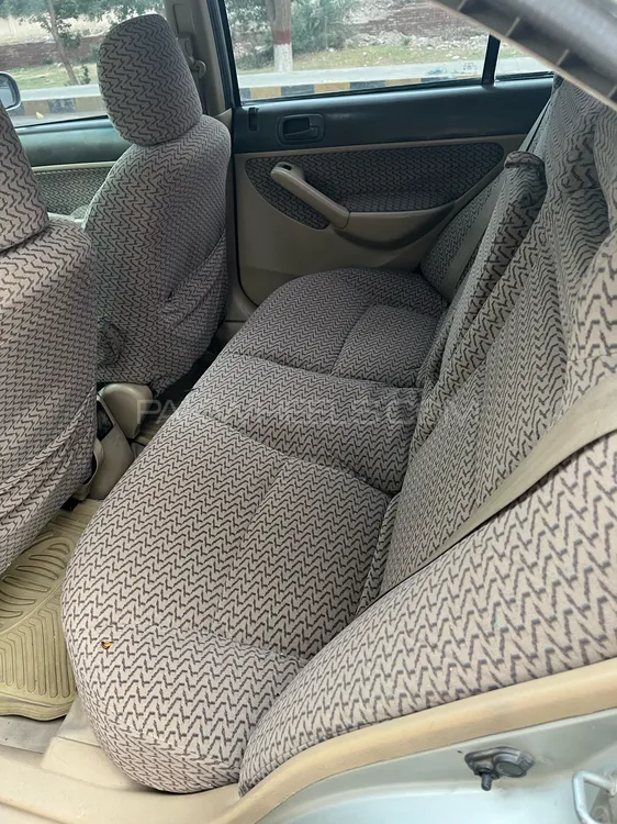 Honda Civic 2004 for Sale in Multan Honda Civic 2004 for Sale in Multan Image-5