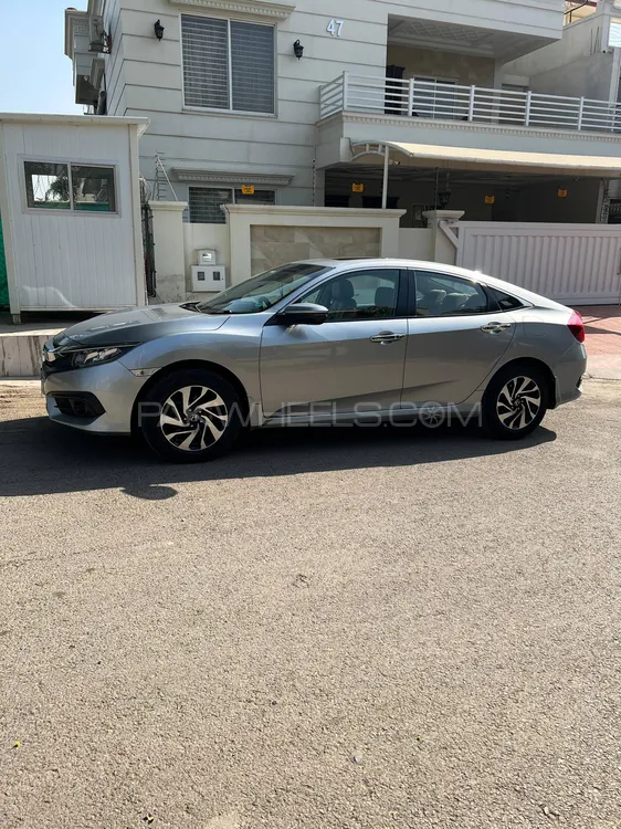 Honda Civic 2018 for Sale in Islamabad Honda Civic 2018 for Sale in Islamabad Image-6