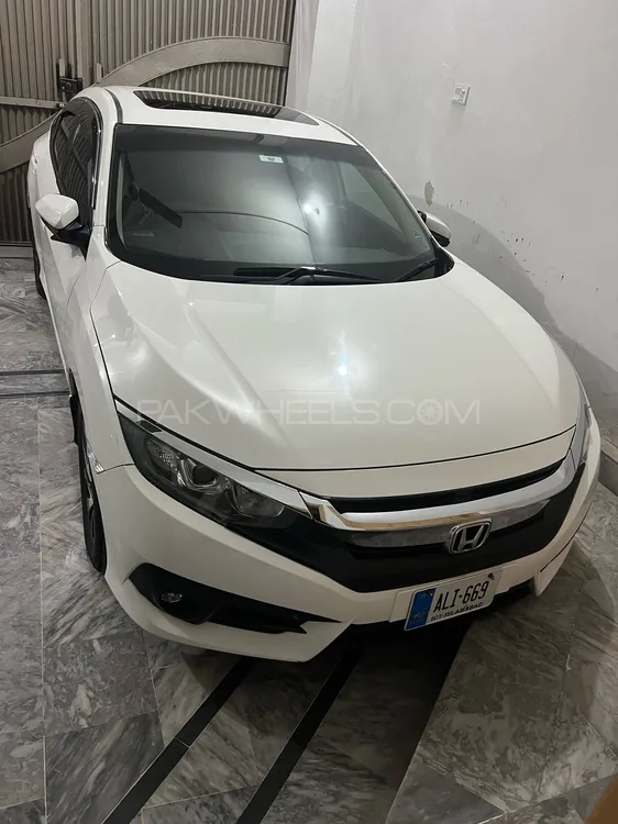 ہونڈا سوک 2018 for Sale in فیصل آباد ہونڈا سوک 2018 for Sale in فیصل آباد Image-4