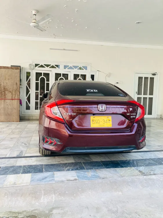 Honda Civic 2018 for Sale in Peshawar Honda Civic 2018 for Sale in Peshawar Image-3