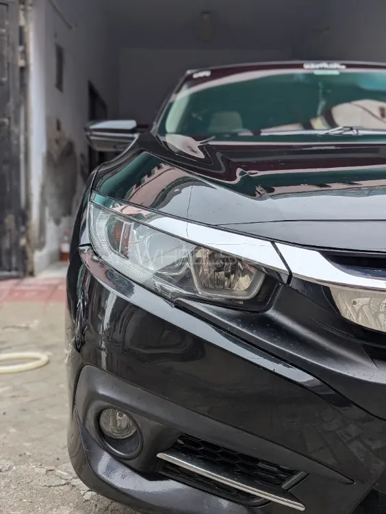 Honda Civic 2019 for Sale in Layyah Honda Civic 2019 for Sale in Layyah Image-6