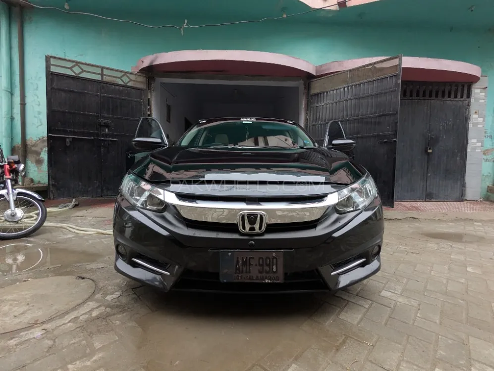 Honda Civic 2019 for Sale in Layyah Honda Civic 2019 for Sale in Layyah Image-7