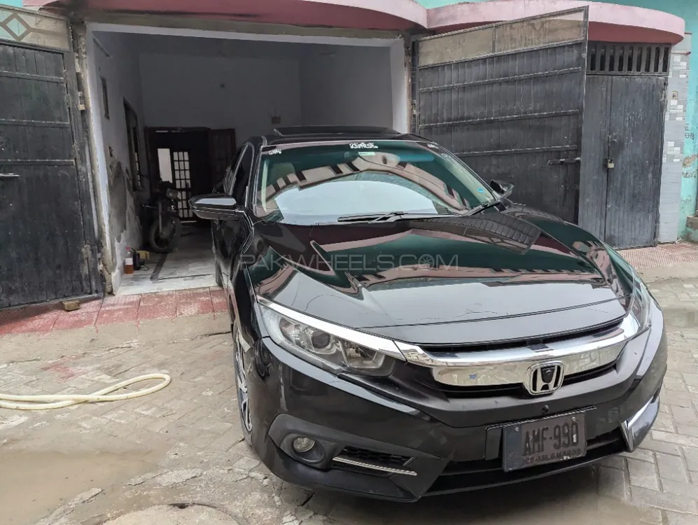 Honda Civic 2019 for Sale in Layyah Honda Civic 2019 for Sale in Layyah Image-5