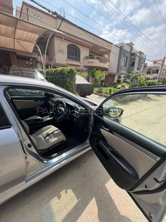 ہونڈا سوک 2020 for Sale in کراچی ہونڈا سوک 2020 for Sale in کراچی Image-10