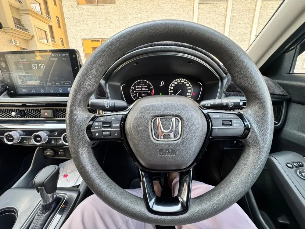 Honda Civic 2022 for Sale in Islamabad Honda Civic 2022 for Sale in Islamabad Image-11