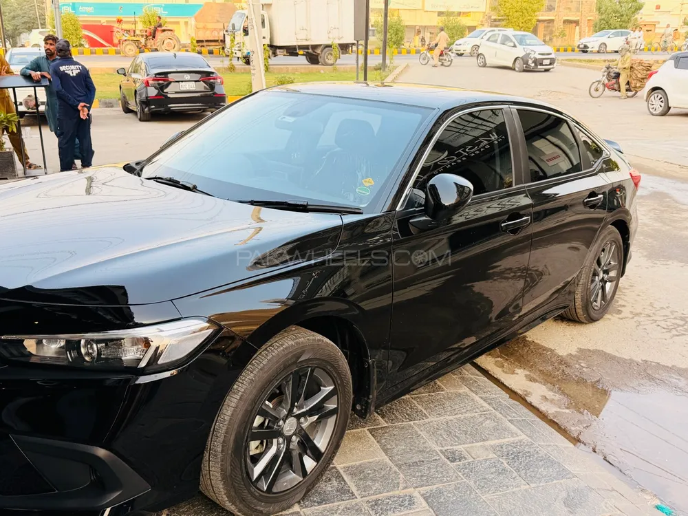 ہونڈا سوک 2025 for Sale in ملتان ہونڈا سوک 2025 for Sale in ملتان Image-2
