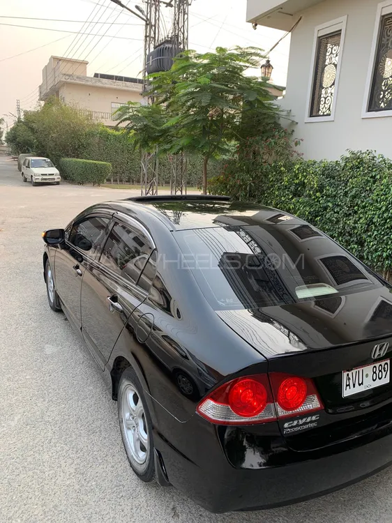 Honda Civic 2011 for Sale in Multan Honda Civic 2011 for Sale in Multan Image-6