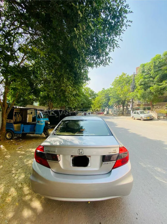 Honda Civic 2015 for Sale in Karachi Honda Civic 2015 for Sale in Karachi Image-2