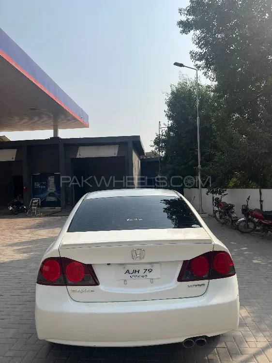 Honda Civic 2011 for Sale in Multan Honda Civic 2011 for Sale in Multan Image-2