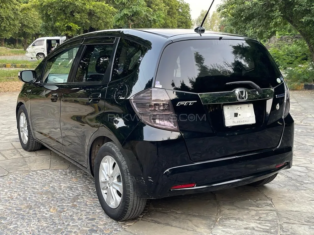 Honda Fit 2011 for Sale in Islamabad Honda Fit 2011 for Sale in Islamabad Image-4