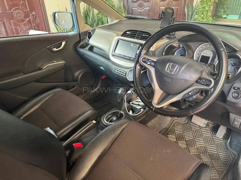 Honda Fit 2013 for Sale in Islamabad Honda Fit 2013 for Sale in Islamabad Image-11