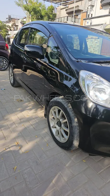 Honda Fit 2011 for Sale in Karachi Honda Fit 2011 for Sale in Karachi Image-4