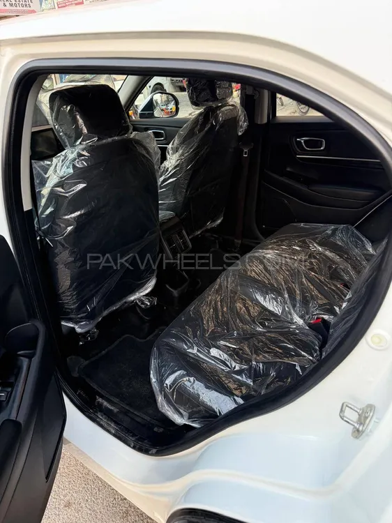Honda HR-V 2023 for Sale in Hyderabad Honda HR-V 2023 for Sale in Hyderabad Image-7