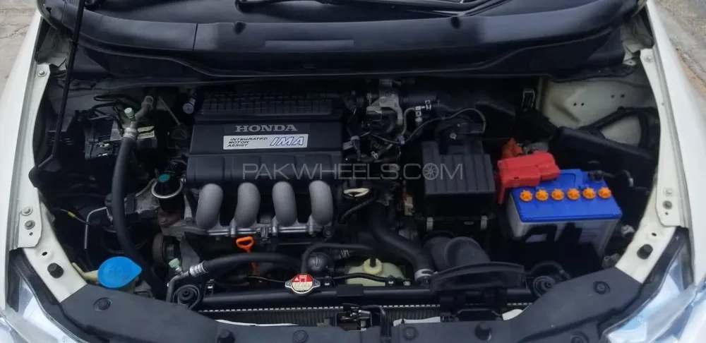 Honda Insight 2012 for Sale in Karachi Honda Insight 2012 for Sale in Karachi Image-7