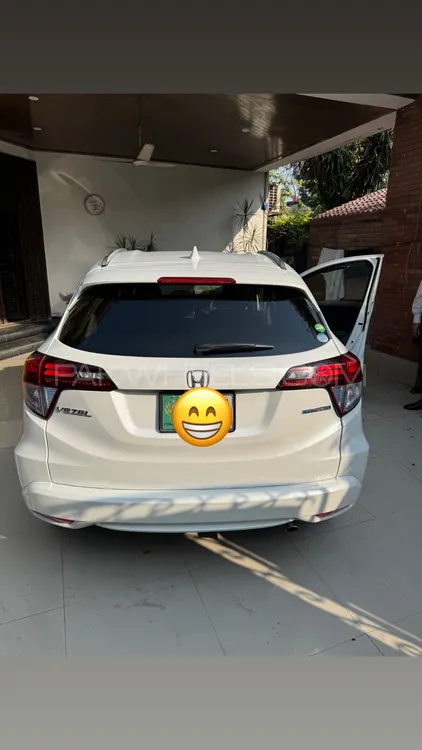 ہونڈا ویزِل 2014 for Sale in لاہور ہونڈا ویزِل 2014 for Sale in لاہور Image-5
