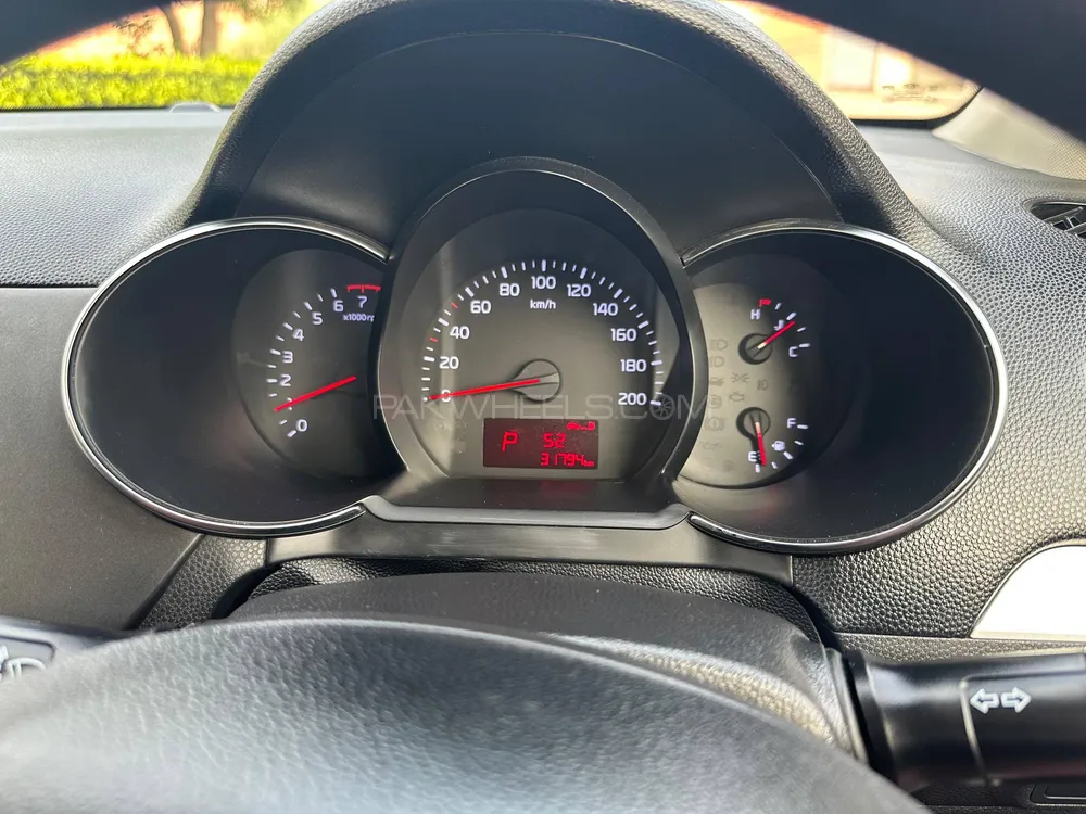 کِیا پیکانٹو 2022 for Sale in خانیوال کِیا پیکانٹو 2022 for Sale in خانیوال Image-8