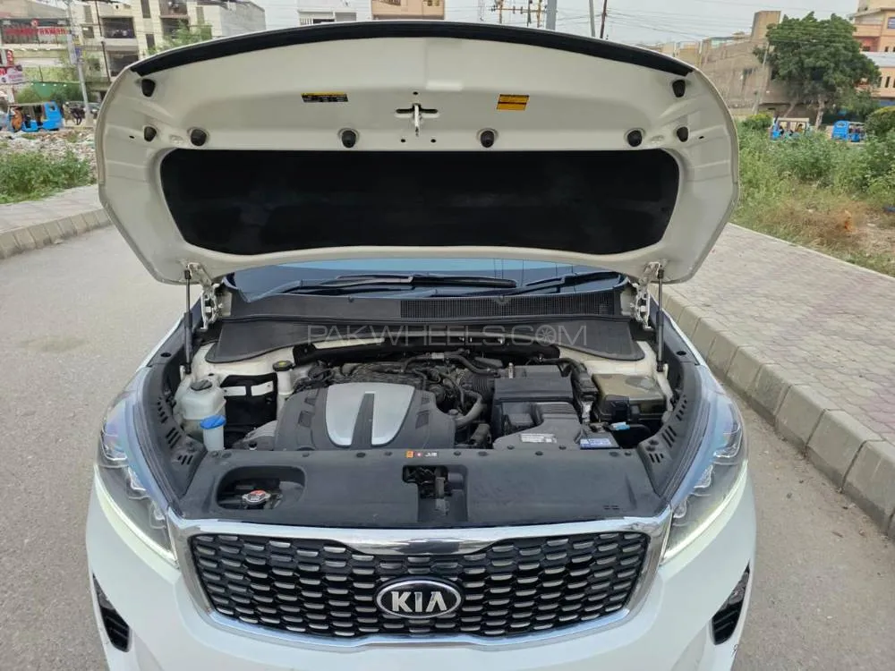 KIA Sorento 2021 for Sale in Karachi KIA Sorento 2021 for Sale in Karachi Image-10