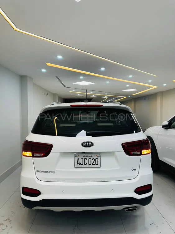 کِیا سورینٹو 2022 for Sale in لاہور کِیا سورینٹو 2022 for Sale in لاہور Image-5
