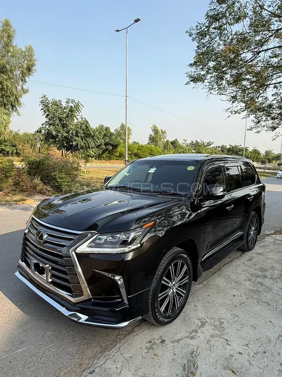 Lexus LX Series 2016 for Sale in Islamabad Lexus LX Series 2016 for Sale in Islamabad Image-3