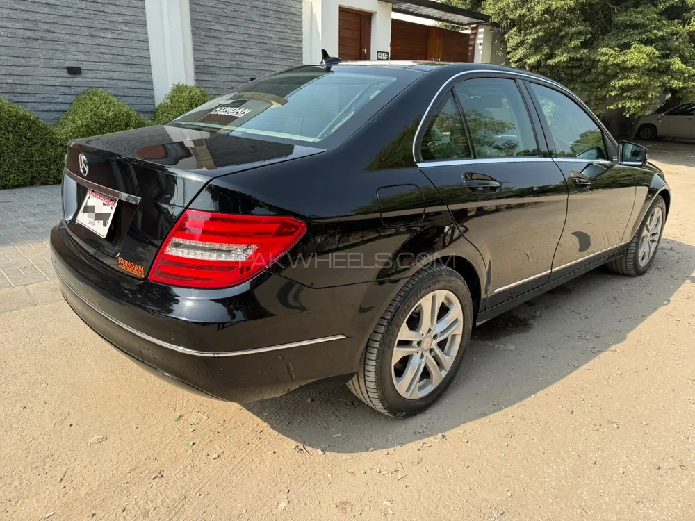 Mercedes Benz C Class 2013 for Sale in Karachi Mercedes Benz C Class 2013 for Sale in Karachi Image-4