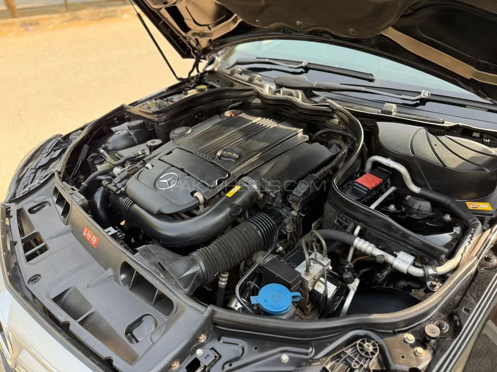 Mercedes Benz C Class 2013 for Sale in Karachi Mercedes Benz C Class 2013 for Sale in Karachi Image-11