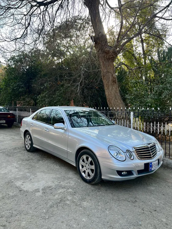 Mercedes Benz E Class 2008 for Sale in Mardan Mercedes Benz E Class 2008 for Sale in Mardan Image-1