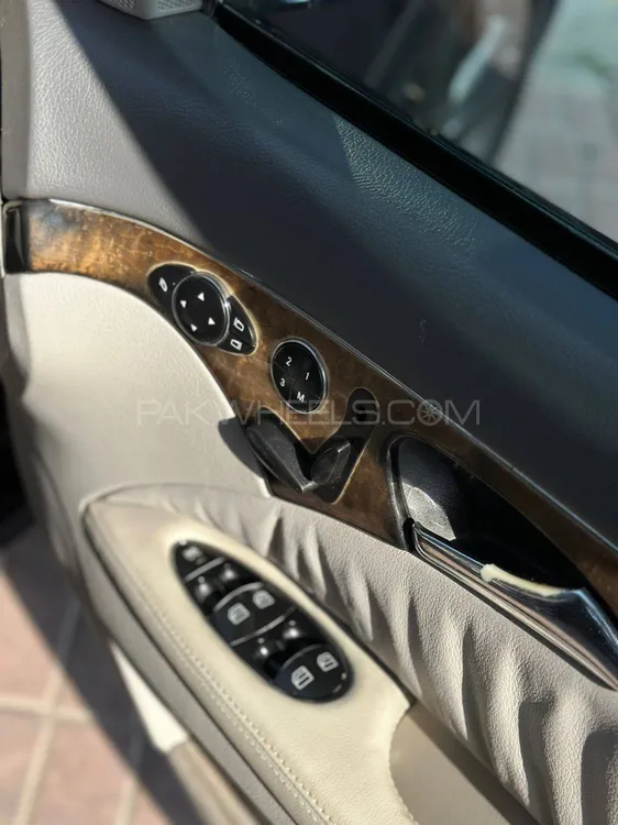 مرسڈیز بینز ای کلاس 2004 for Sale in اسلام آباد مرسڈیز بینز ای کلاس 2004 for Sale in اسلام آباد Image-6